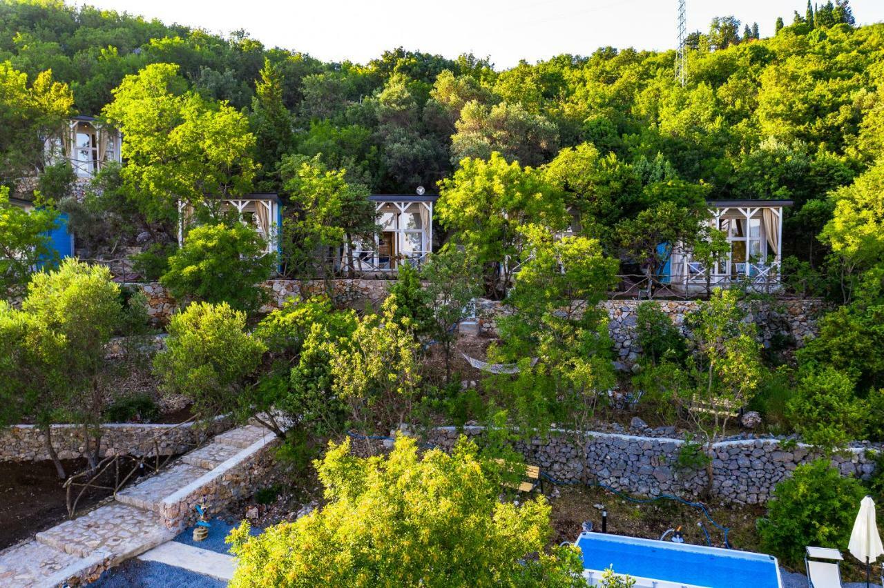 Tramontana Glamping Hotel บาร์ ภายนอก รูปภาพ